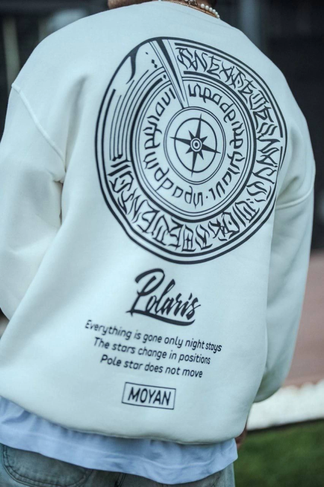 Kışlık Bisiklet Yaka Ön Ve Arka Baskılı SweatShirt - Beyaz (131226)