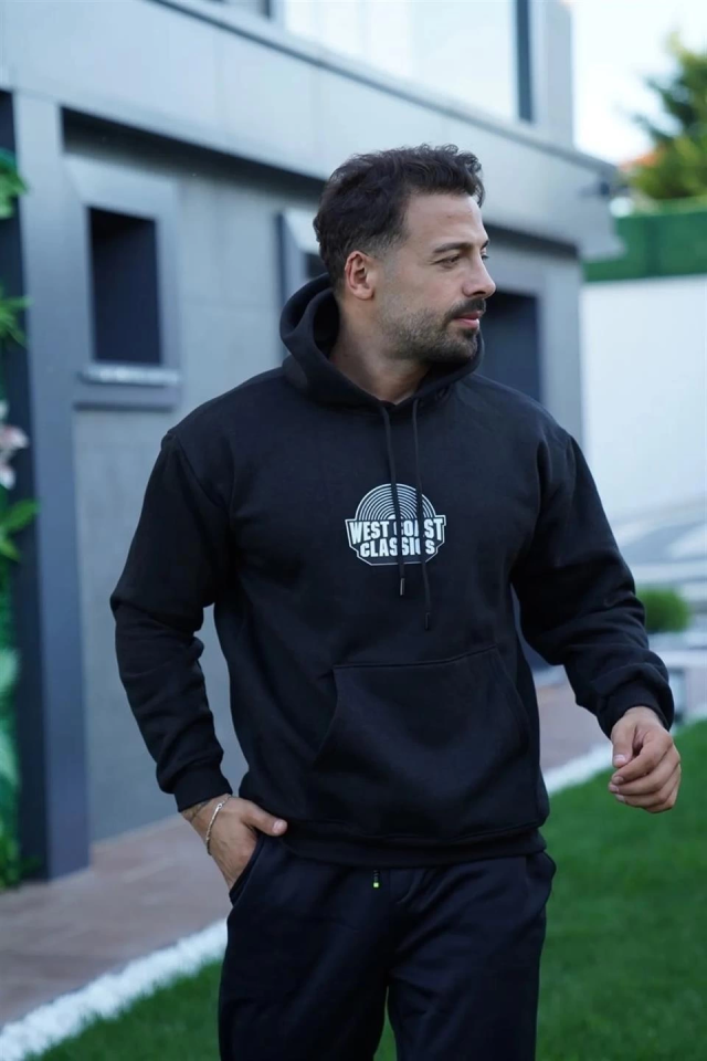 Erkek Oversize Üç İplik Kapüşonlu Sweatshirt – Siyah Sırt Ve Ön Baskılı, Kanguru Cepli, Rahat Kalıp, İçi Pamuklu ModeL-Siyah (174973)