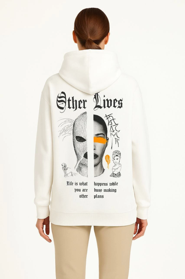 Oversize Üç İplik Şardonlu Kapüşonlu Sweatshirt – Beyaz “Other Lives” Ön Ve Arka Baskılı, Kanguru Cepli, Ribanalı Rahat Kışlık Model Beyaz (174980)