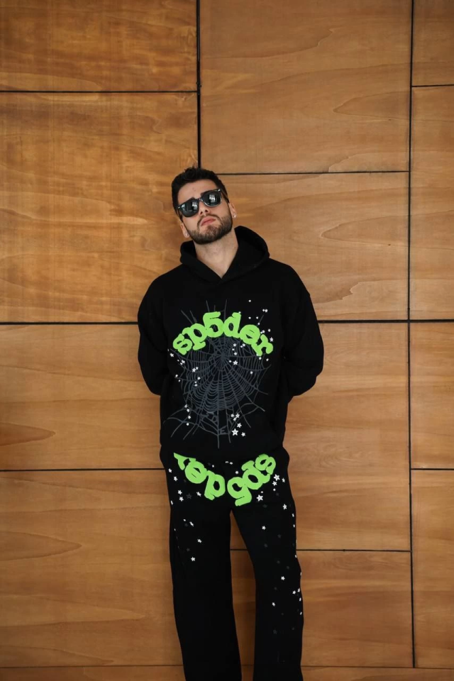 Erkek Kapüşonlu Eşofman Takım Örümcek Ağı Ve Neon Yeşil Baskılı Kanguru Cepli Oversize Rahat Kalıp, Premium Üç İplik Kumaş - Siyah (175443)
