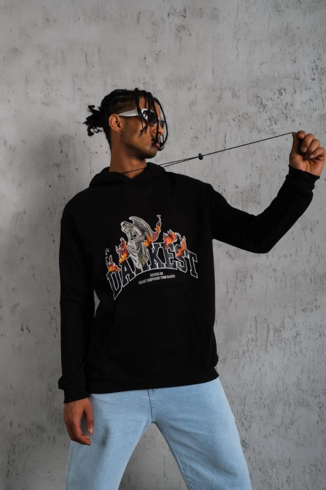 Erkek Oversize Kapüşonlu Sweatshirt – Siyah Renk Üç İplik İçi Pamuklu Kanguru Cepli Baskılı Hoodie Rahat Kalıp Kışlık Günlük Kombinlere Uygun - Siyah (175564)