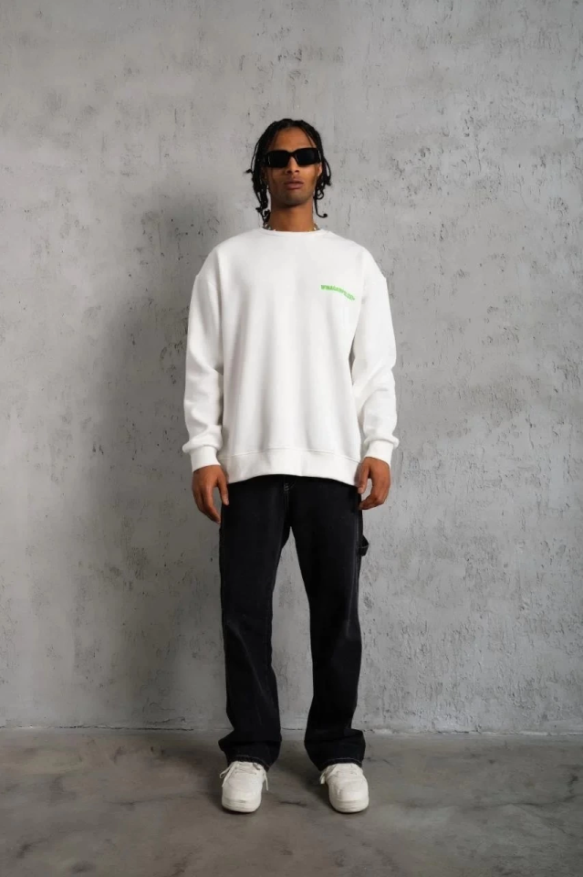 Erkek Oversize Sweatshirt – Beyaz Renk  Ön Ve Sırt Baskılı, Üç İplik İçi Pamuklu Kumaş, Rahat Kalıp, Ribanalı Kışlık Sweat  Winagain Polizei Serisi - Beyaz (175590)
