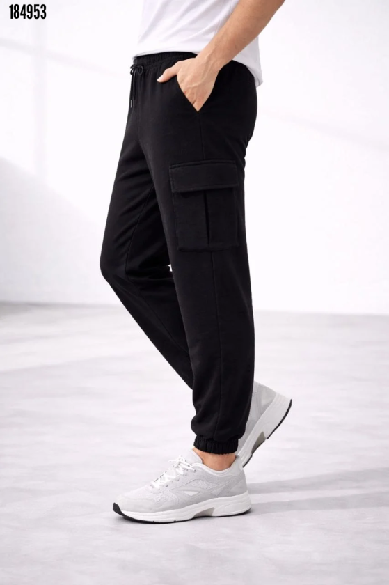 Erkek Jogger Eşofman Altı Regular Fit Kargo Cepli Lastikli Paça Günlük Spor Pantolon Siyah