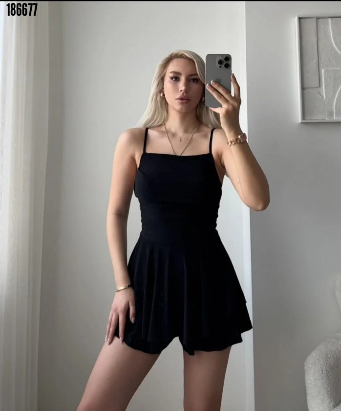Straplez Mini Etek Görünümlü Şortlu Elbise Büzgülü Şık Yazlık Siyah