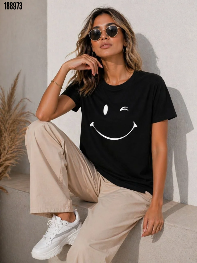 Minimal Gülümseyen Yüz Baskılı Tişört Kısa Kol Yazlık TShirt Siyah