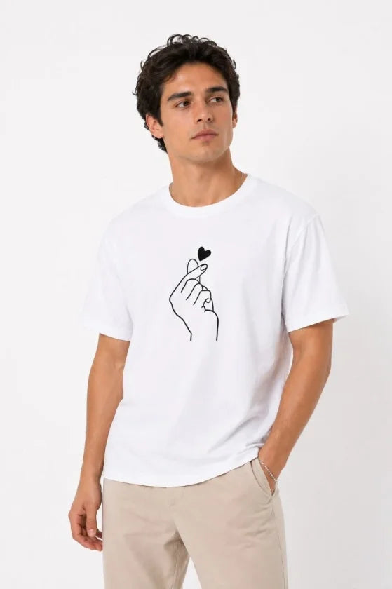 Erkek Kore Parmak Kalp Aşk Temalı Minimal Baskılı Tişört Yazlık Kısa Kol T-Shirt - Beyaz (188984)