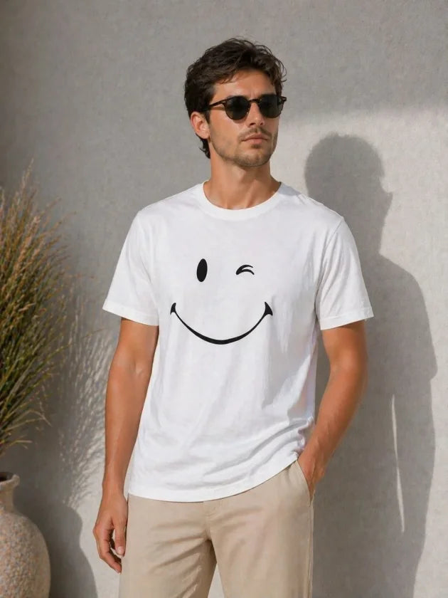 Erkek Minimal Gülümseyen Yüz Baskılı Tişört Kısa Kol Yazlık T-Shirt - Beyaz (188990)