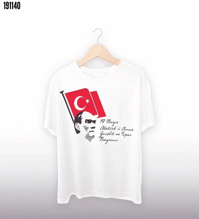19 Mayıs Atatürkü Anma Gençlik ve Spor Bayramı Baskılı Oversize Tshirt Beyaz